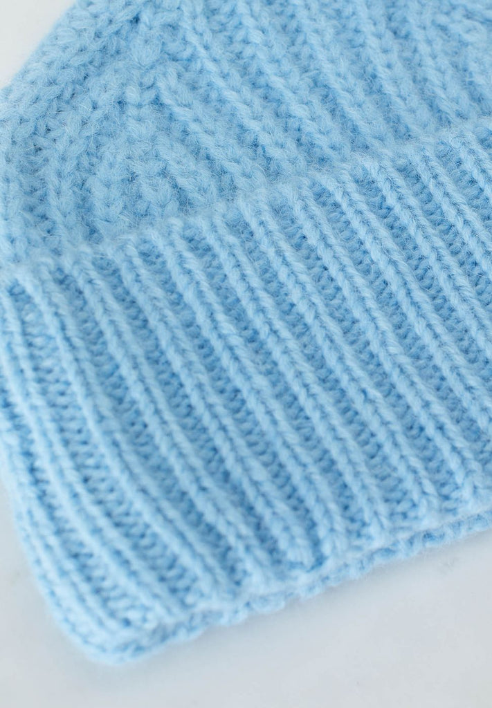 Knitted hat - Cappello - CLOSED
